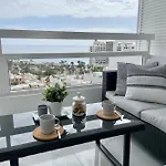 Sea View Terrace In Americas شقة